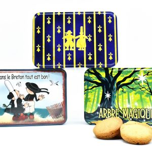 Boîte métallique de noël - en bretagne on se la joue rock à bilig, vive la bretagne, port phare bateau coloré bretagne avec des palets breton à la fleur de sel