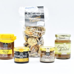 Boite métallique bisous de Bretagne - Coffret produit breton surcé - mini galette bretonne - pépite chocolat - caramel beurre salé - confiture - biscuit - mure